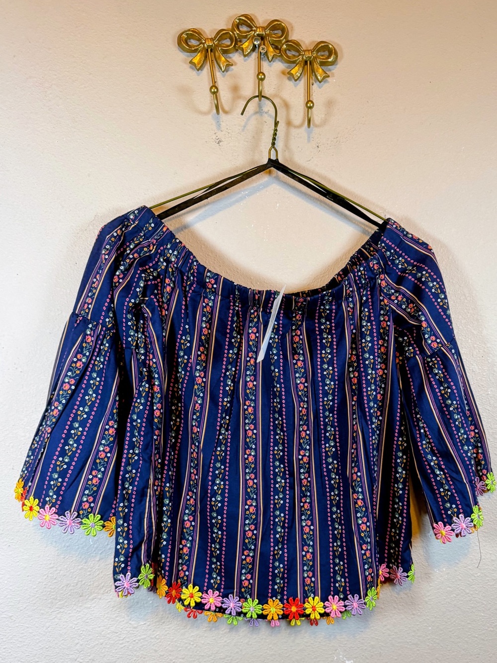 Very J Navy Floral Stripe Off-Shoulder Top with Daisy Trim. Size S